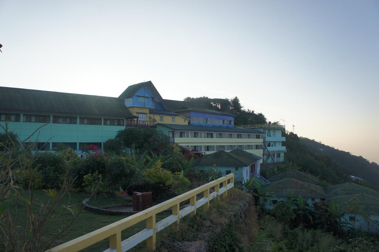 Kyaik Hto Hotel - The Golden Rock Pagoda Kyaikto Eksteriør billede